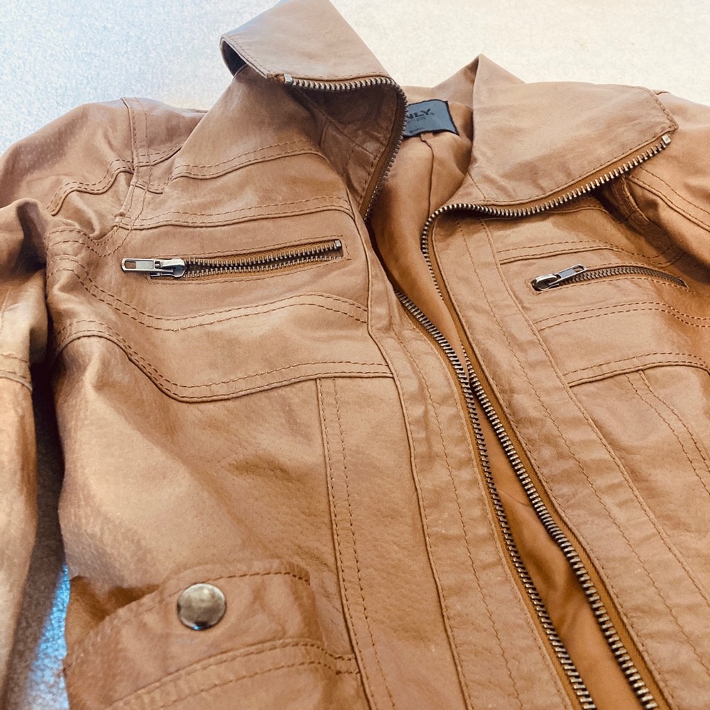 Vintage brown leather jacket